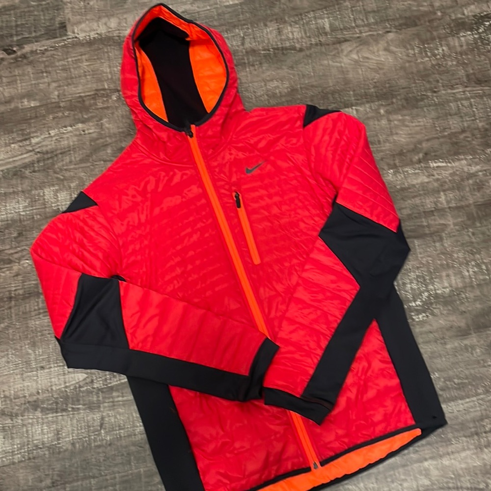 Nike Mens Medium Hooded Puff Jacket